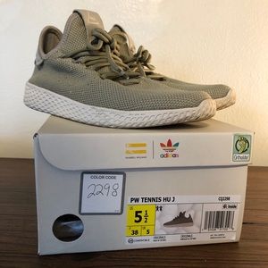 Pharrell Williams Human Race Original Box K5.5 W7